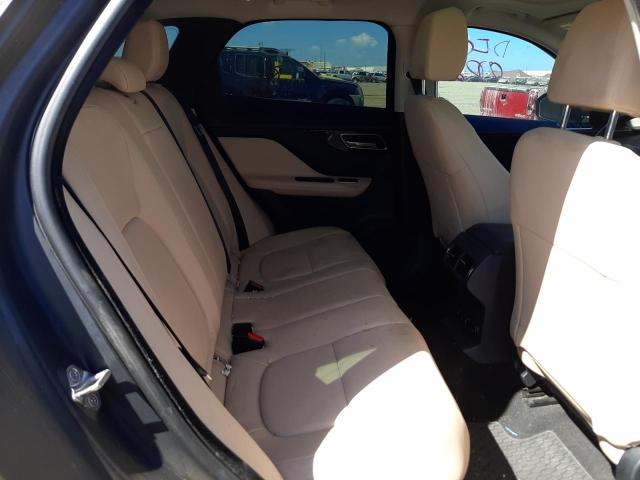 Photo 6 from auction – 2018 JAGUAR F-PACE PRE with VIN SADCJ2FN9JA255190