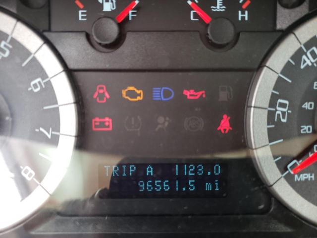 Photo 8 from auction – 2011 FORD ESCAPE LIM with VIN 1FMCU0EG5BKC70402