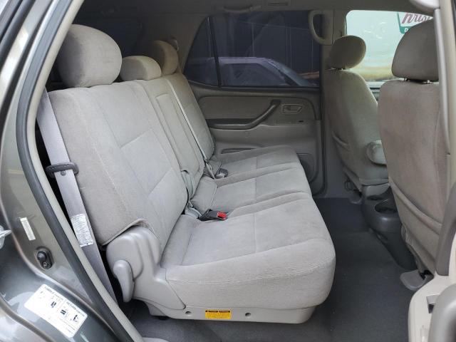 Photo 6 from auction – 2004 TOYOTA SEQUOIA SR with VIN 5TDBT44A44S216186
