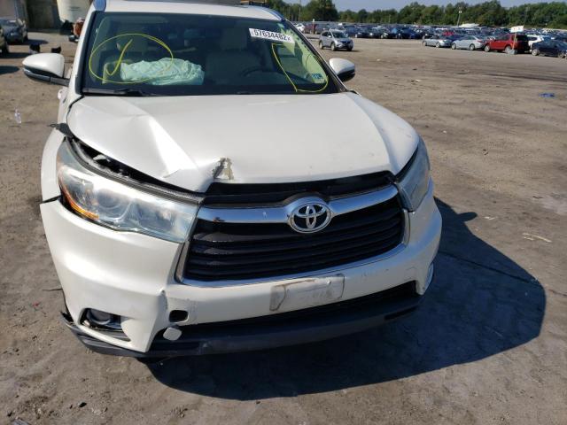 Photo 9 from auction – 2015 TOYOTA HIGHLANDER with VIN 5TDDKRFH0FS209502