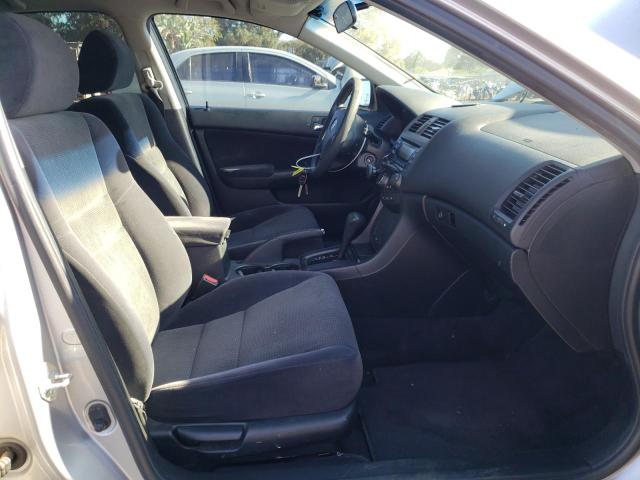 Photo 5 from auction – 2004 HONDA ACCORD LX with VIN JHMCM56304C034281