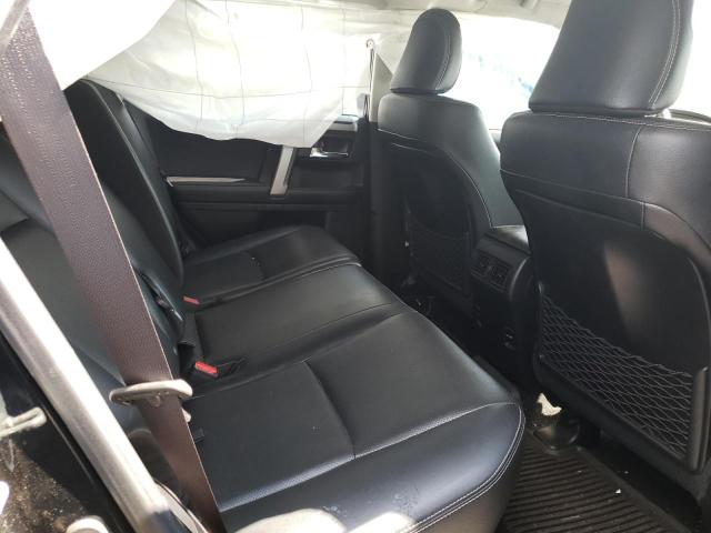 Photo 6 from auction – 2018 TOYOTA 4RUNNER SR with VIN JTEZU5JR2J5165876