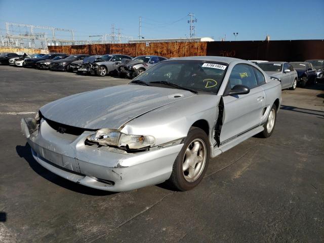 Photo 2 from auction – 1998 FORD MUSTANG with VIN 1FAFP4042WF219277