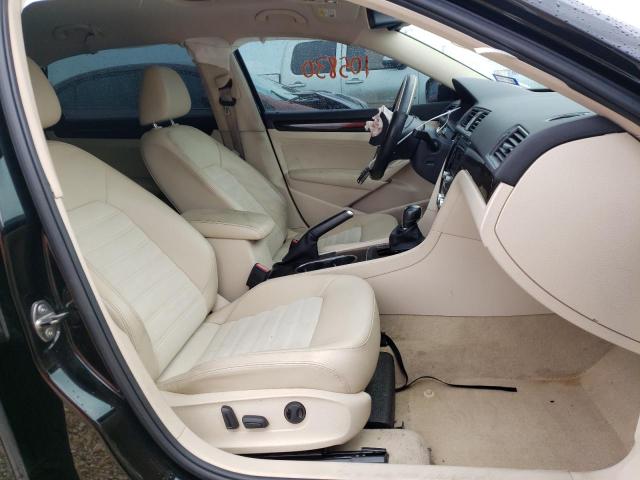 Photo 5 from auction – 2014 VOLKSWAGEN PASSAT SEL with VIN 1VWCN7A33EC003896