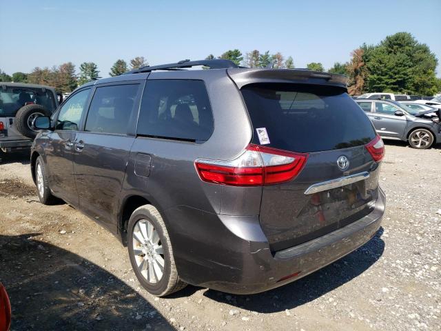 Photo 3 from auction – 2017 TOYOTA SIENNA XLE with VIN 5TDDZ3DC3HS165935