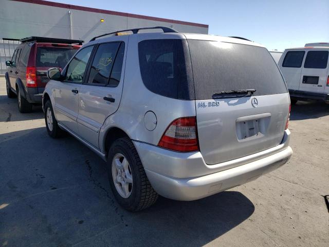 Photo 3 from auction – 2000 MERCEDES-BENZ ML 320 with VIN 4JGAB54E9YA192070
