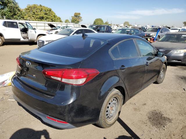Photo 4 from auction – 2017 KIA FORTE LX with VIN 3KPFK4A71HE086168