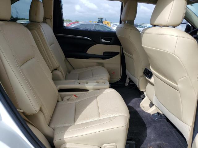 Photo 6 from auction – 2016 TOYOTA HIGHLANDER with VIN 5TDYKRFH8GS138889
