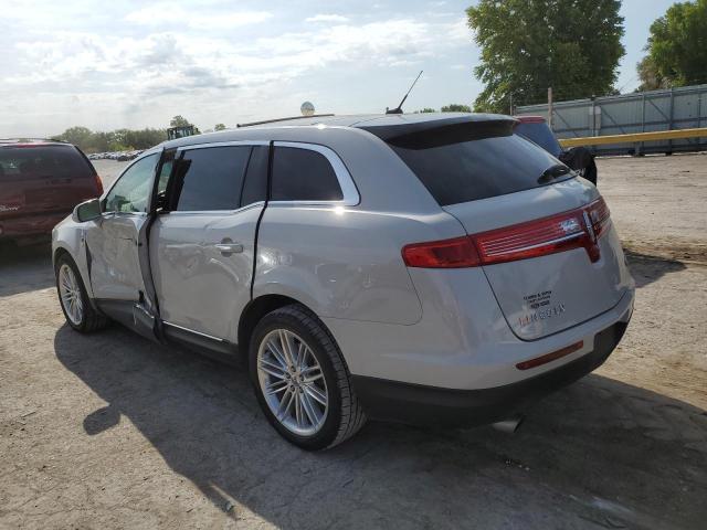 Photo 3 from auction – 2019 LINCOLN MKT with VIN 2LMHJ5AT2KBL00422