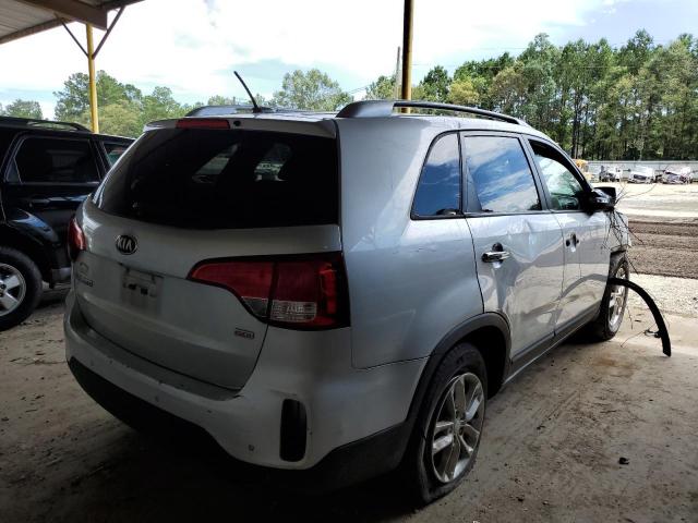 Photo 4 from auction – 2014 KIA SORENTO LX with VIN 5XYKT3A62EG440565