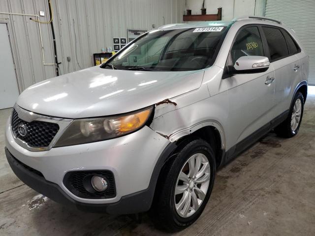 Photo 2 from auction – 2011 KIA SORENTO EX with VIN 5XYKU3A17BG026212