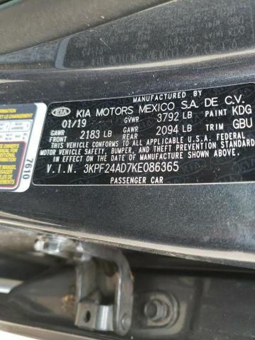 Photo 10 from auction – 2019 KIA FORTE FE with VIN 3KPF24AD7KE086365