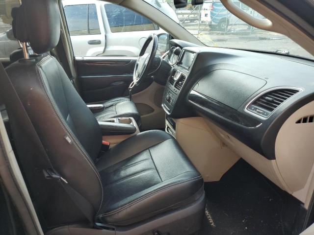 Photo 5 from auction – 2014 CHRYSLER TOWN & COU with VIN 2C4RC1CG8ER107520