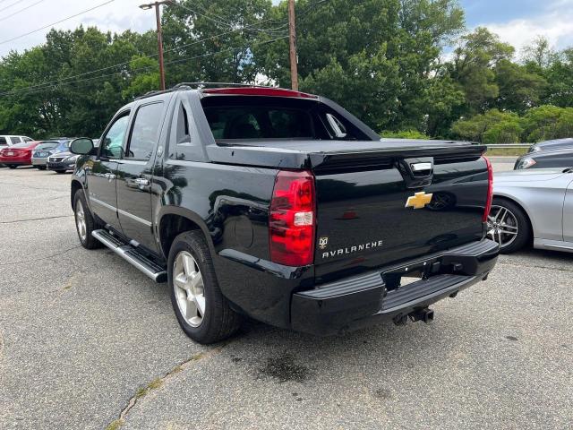 Photo 3 from auction – 2013 CHEVROLET AVALANCHE with VIN 3GNTKGE76DG211931