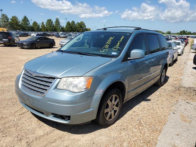 Photo 2 from auction – 2010 CHRYSLER TOWN & COU with VIN 2A4RR8D14AR404628