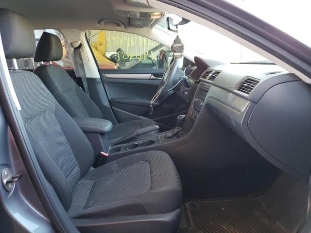 Photo 5 from auction – 2013 VOLKSWAGEN PASSAT with VIN 1VWAP7A39DC102979