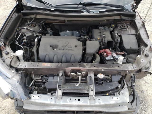 Photo 7 from auction – 2018 MITSUBISHI OUTLANDER with VIN JA4AZ2A3XJZ013375
