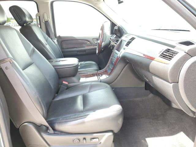 Photo 5 from auction – 2009 CADILLAC ESCALADE with VIN 1GYFK13279R156580