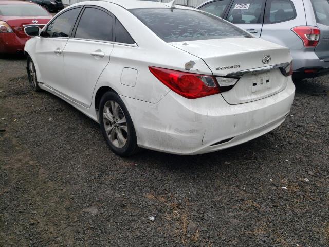 Photo 3 from auction – 2011 HYUNDAI SONATA GLS with VIN 5NPEB4AC3BH075944
