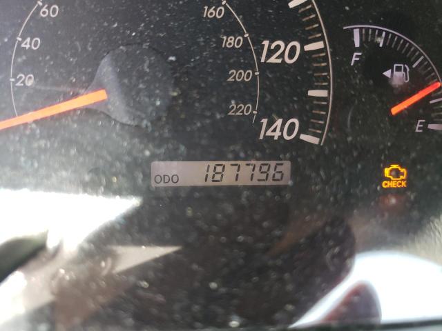 Photo 8 from auction – 2005 TOYOTA CAMRY LE with VIN 4T1BF30K85U603378