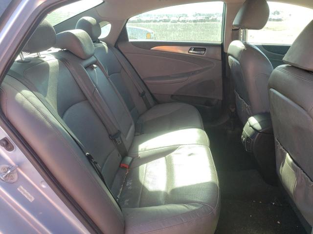 Photo 6 from auction – 2012 HYUNDAI SONATA HYB with VIN KMHEC4A42CA056585