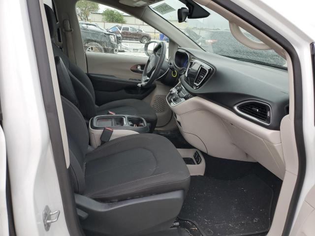 Photo 5 from auction – 2017 CHRYSLER PACIFICA T with VIN 2C4RC1BG4HR836748