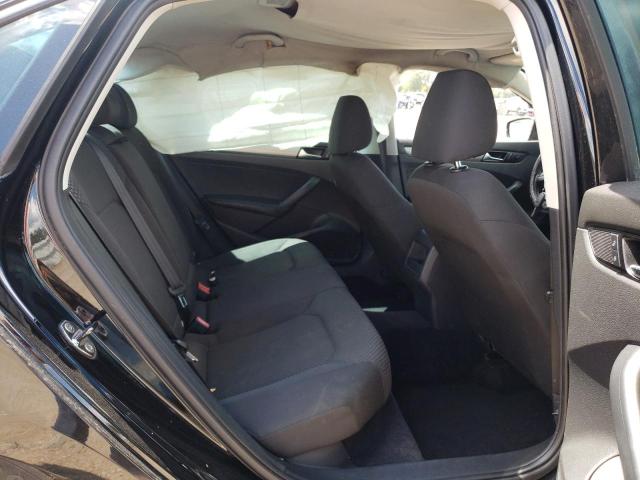 Photo 6 from auction – 2013 VOLKSWAGEN PASSAT S with VIN 1VWAP7A30DC035253