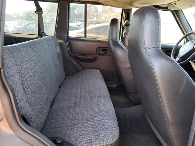 Photo 6 from auction – 2001 JEEP CHEROKEE S with VIN 1J4FT48S61L623874