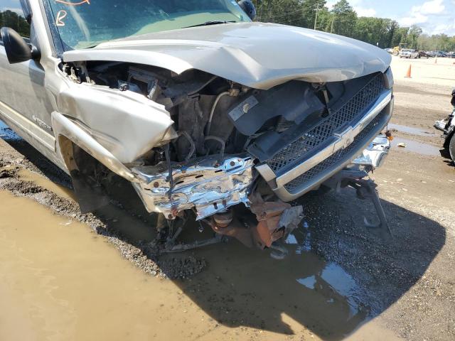 Photo 9 from auction – 2003 CHEVROLET SILVERADO with VIN 1GCHK29U93E180021