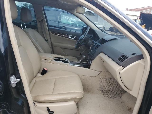 Photo 5 from auction – 2011 MERCEDES-BENZ C 300 with VIN WDDGF5EB4BA488182