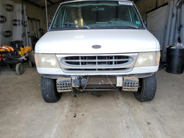 Photo 9 from auction – 2000 FORD ECONOLINE with VIN 1FBSS31L7YHA19305