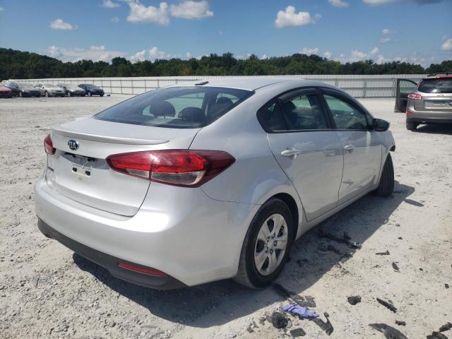 Photo 4 from auction – 2018 KIA FORTE LX with VIN 3KPFK4A73JE228199