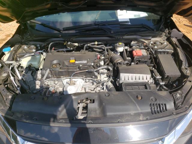 Photo 7 from auction – 2017 HONDA CIVIC with VIN 19XFC2F70HE065175