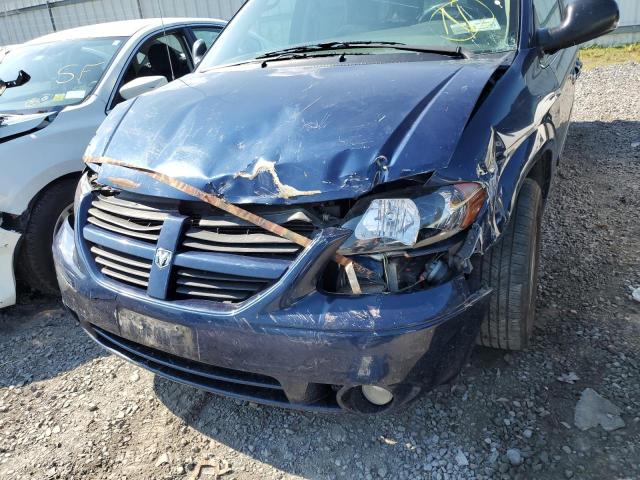 Photo 9 from auction – 2005 DODGE GRAND CARA with VIN 2D4GP44L75R580482