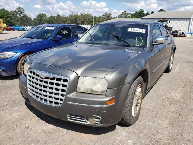 Photo 9 from auction – 2010 CHRYSLER 300 TOURIN with VIN 2C3CA5CV0AH220805