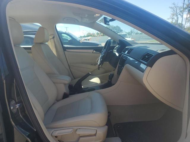 Photo 5 from auction – 2015 VOLKSWAGEN PASSAT S with VIN 1VWAT7A35FC117462