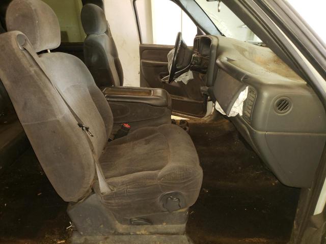 Photo 5 from auction – 2002 CHEVROLET SILVERADO with VIN 2GCEC19T521251300