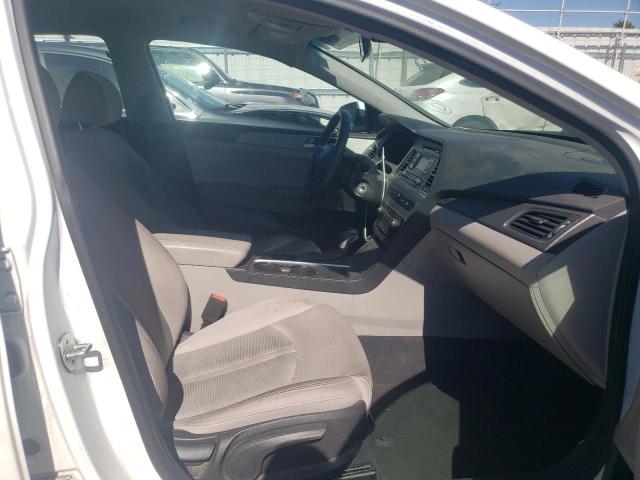 Photo 5 from auction – 2017 HYUNDAI SONATA SE with VIN 5NPE24AF8HH518964