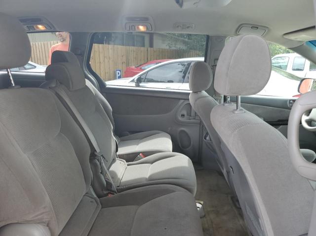 Photo 6 from auction – 2005 TOYOTA SEINNA with VIN 5TDZA23C45S241540