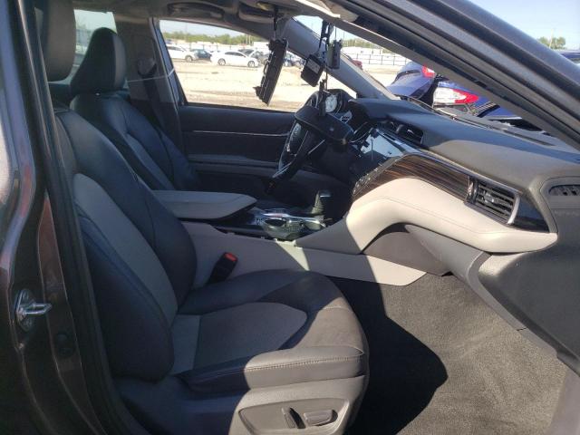 Photo 5 from auction – 2020 TOYOTA CAMRY XLE with VIN 4T1F31AK8LU520737