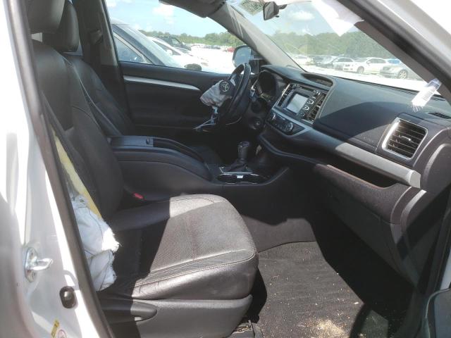 Photo 5 from auction – 2015 TOYOTA HIGHLANDER with VIN 5TDZKRFH1FS080403