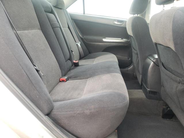 Photo 6 from auction – 2004 TOYOTA CAMRY LE with VIN 4T1BE32K74U895846