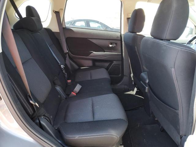 Photo 6 from auction – 2017 MITSUBISHI OUTLANDER with VIN JA4AZ2A31HZ018782