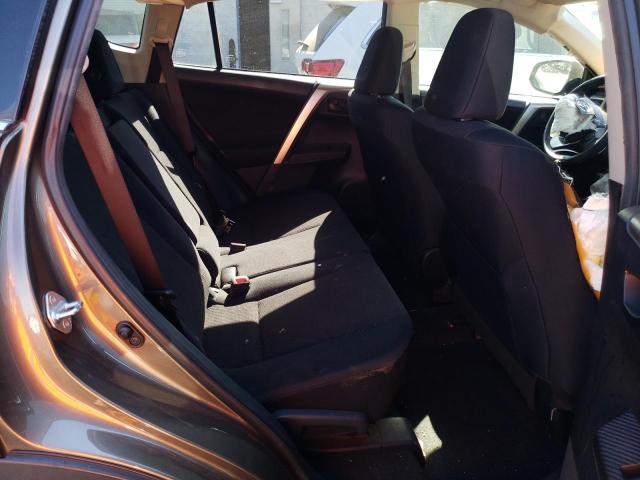 Photo 6 from auction – 2015 TOYOTA RAV4 LE with VIN JTMZFREV5FD063725