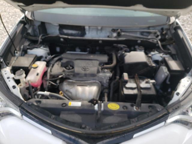 Photo 7 from auction – 2016 TOYOTA RAV4 XLE with VIN 2T3RFREV2GW455307