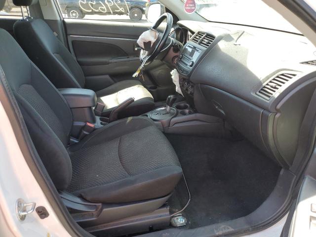 Photo 5 from auction – 2016 MITSUBISHI OUTLANDER with VIN JA4AP3AU3GZ049857
