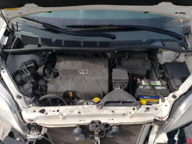 Photo 7 from auction – 2011 TOYOTA SIENNA XLE with VIN 5TDYK3DC3BS083572