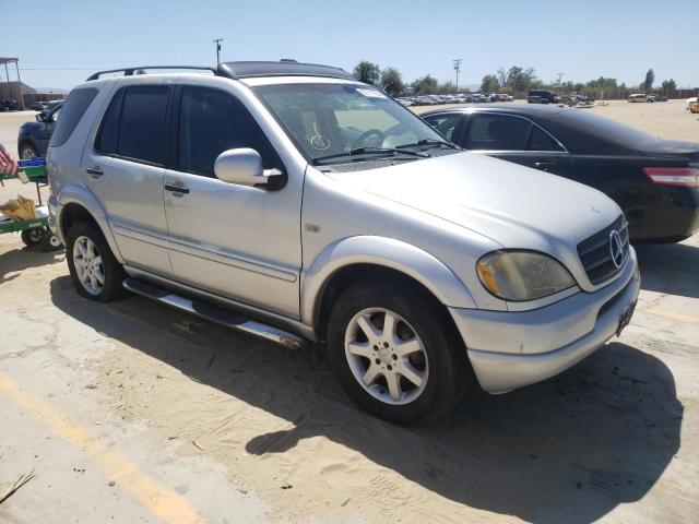 MERCEDES-BENZ ML 430 2000 with VIN 4JGAB72E2YA165565 - Photo from auction