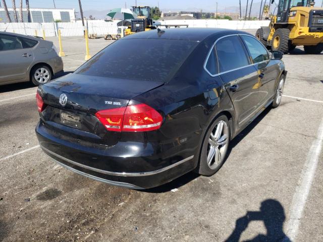Photo 4 from auction – 2015 VOLKSWAGEN PASSAT SEL with VIN 1VWCT7A37FC030168