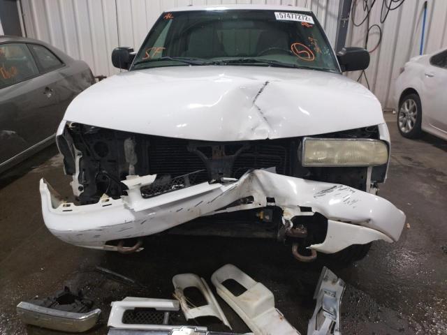 Photo 9 from auction – 2002 CHEVROLET BLAZER with VIN 1GNDT13W12K203721